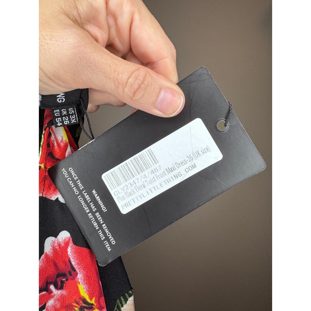 NWT PrettyLittleThing Black Floral Maxi Dress Plus 3X‎ - Picture 3 of 4